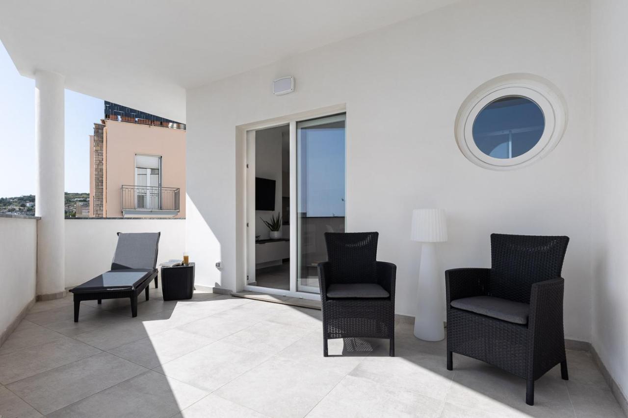 Oneweek Gaeta Suites And Apartments Exterior photo